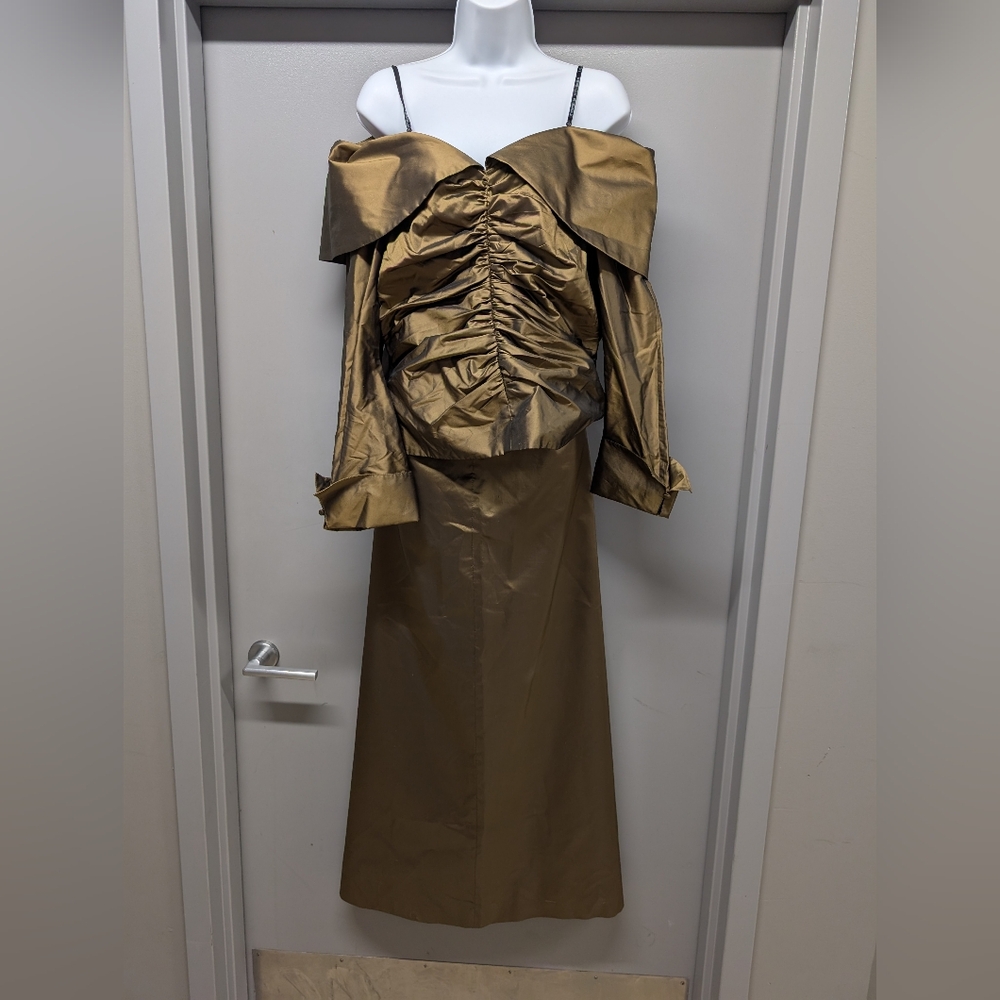 Chetta B 100% Silk Elegant Off-Shoulder 2 Piece Vintage